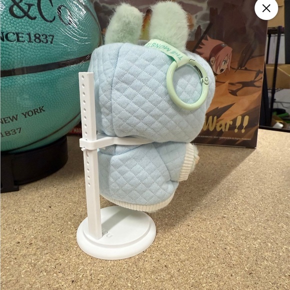 Labubu Stand/display - Picture 2 of 3